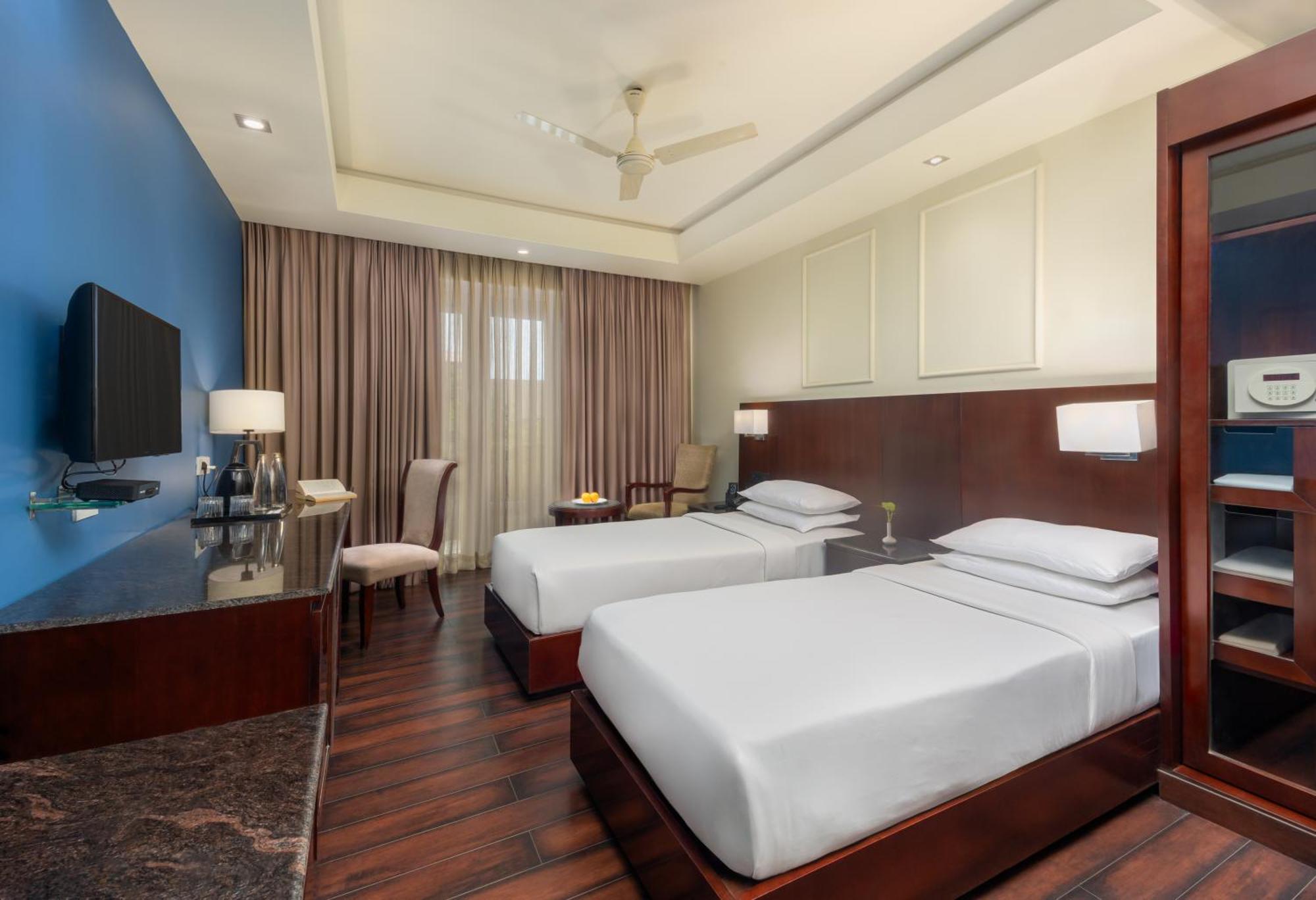 The Acacia & Hotel 4*