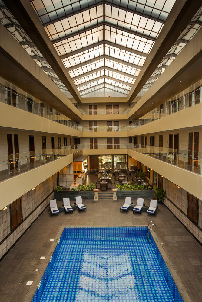 The Acacia & Hotel 4*